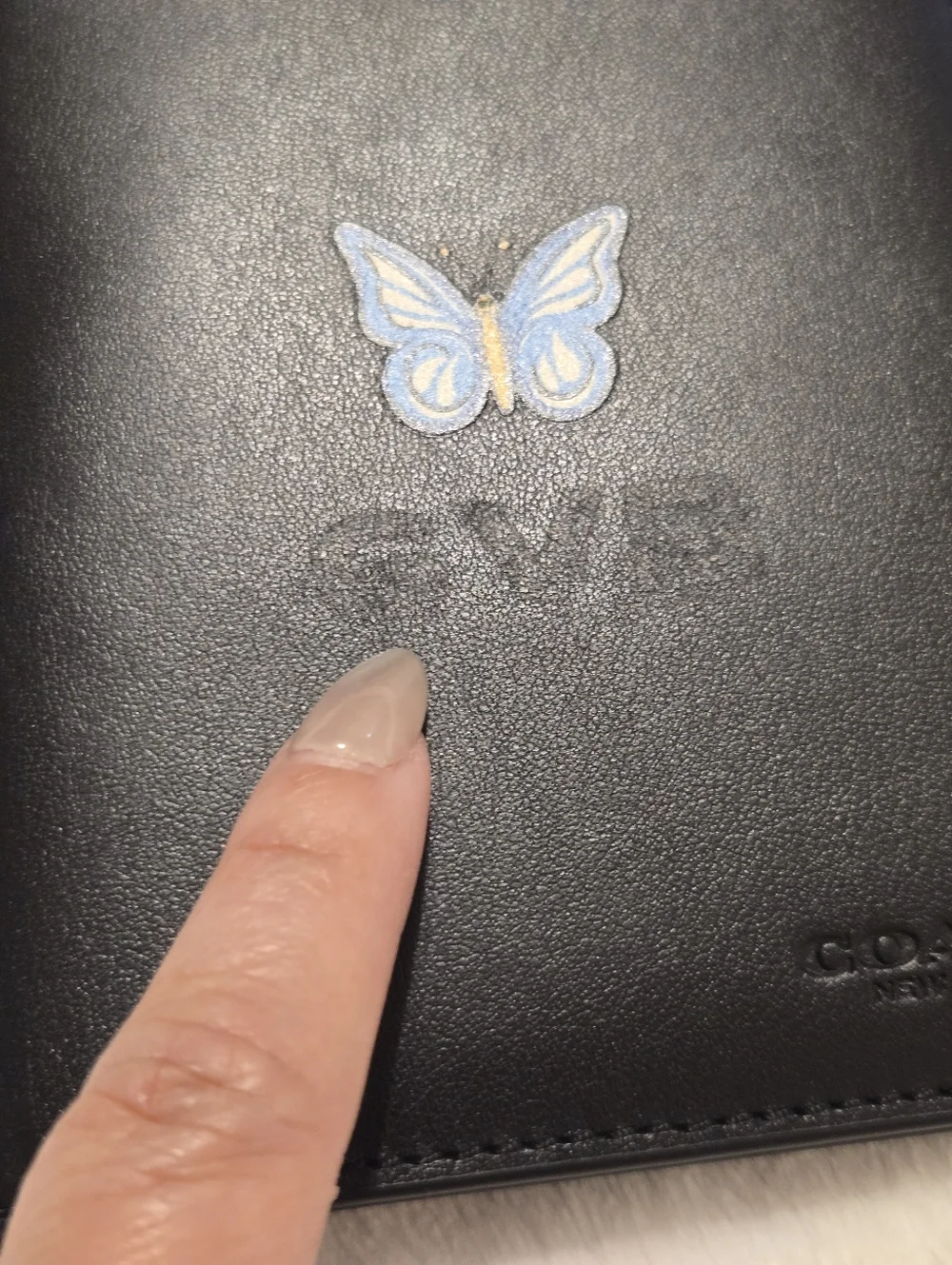 Stunning Coach Butterfly Passport Case in Premium Black Leather Refurbished - Picture 3 of 13